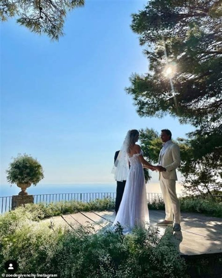 Society beauty Gabriella de Givenchy weds handsome beau Ugo De Mallmann in lavish Capri ceremony