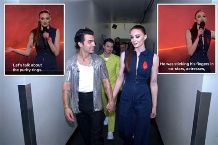 Sophie Turner roasts Joe Jonas for purity ring, ‘sticking fingers in co-stars’
