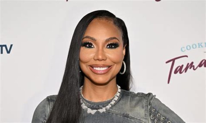 Tamar Braxton Unveils BOTCHED New Face . . . Appears To Have GIANT 'Fake' Cheeks!!