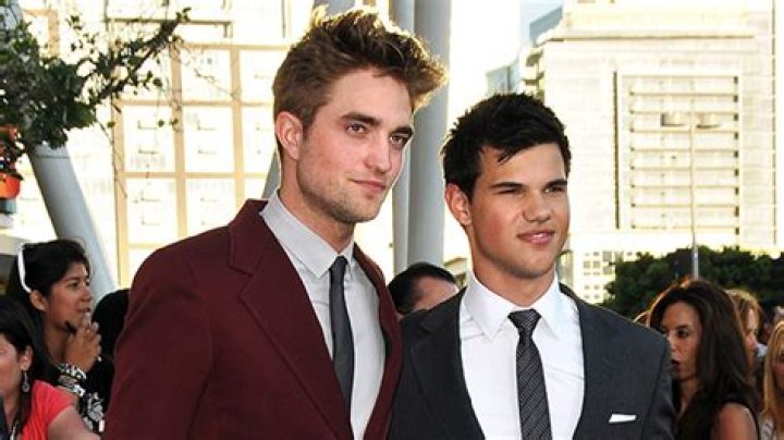 Taylor Lautner Recalls ‘Tough’ Fan Rivalry With ‘Twilight’ Co-Star Robert Pattinson in Candid New Comments
