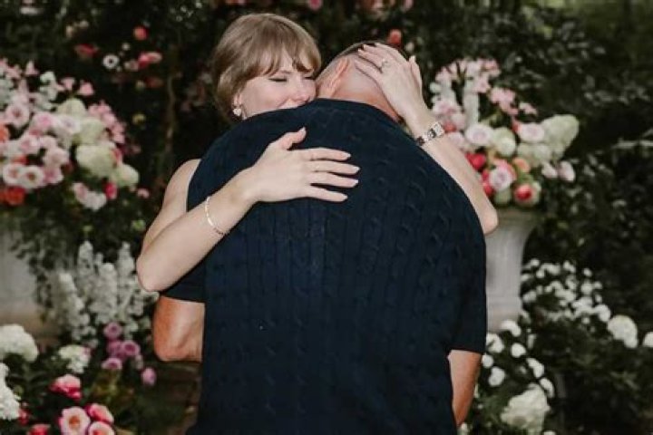 Taylor Swift and Travis Kelce: What's Their Age Difference?