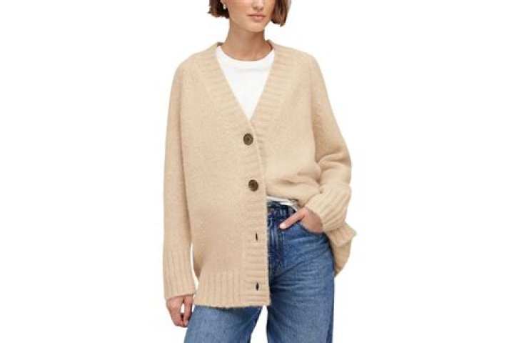 The Madewell Black Friday sale is on now — shop flattering jeans, cozy sweaters and more for 40% off