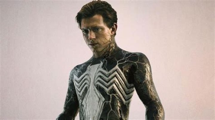 The MCU Spider-Man Finally Gets Venom's Symbiote Suit In Haunting Concept Design