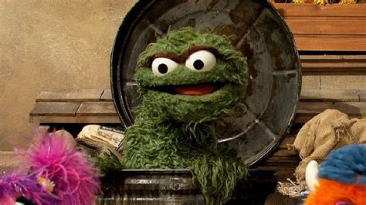 The Real Reason Oscar The Grouch's Original Voice Actor Was Replaced