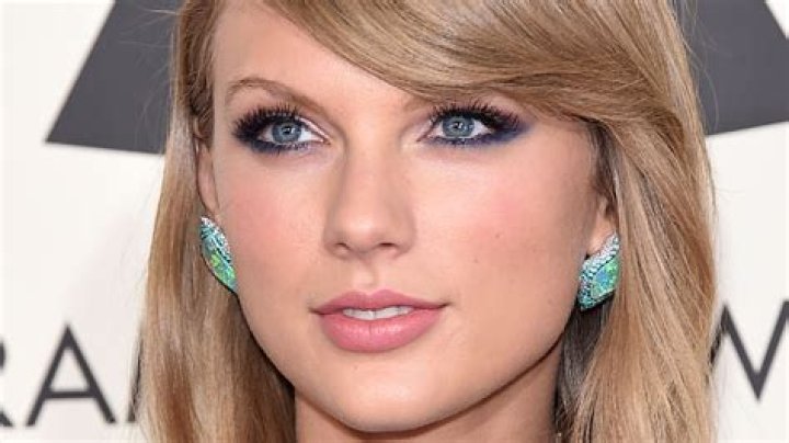 The Taylor Swift Song You Should Listen To If You're An Aries