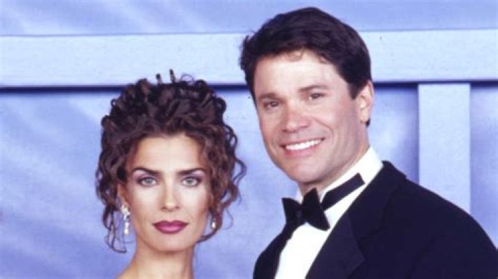 The Time Howie Hofstetter Became A Bride On Days Of Our Lives