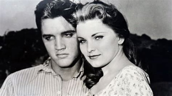The True Story of Elvis and Priscilla Presley's Relationship