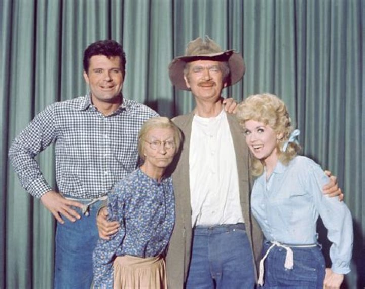 This Star Is the Last Living Member of 'The Beverly Hillbillies' Cast