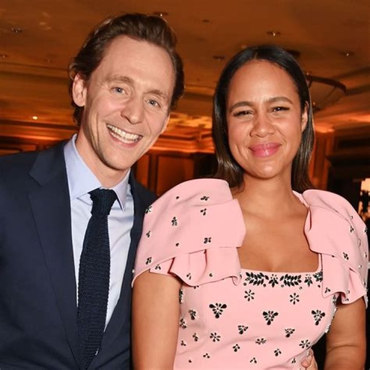Tom Hiddleston Wife Zawe Ashton: Is She Pregnant? Amid BAFTA Appearance, Was That A Baby Bump?
