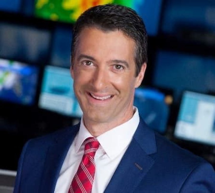 Tony Mainolfi Bio, Age, WESH 2, Family, Wife, Net Worth, Salary