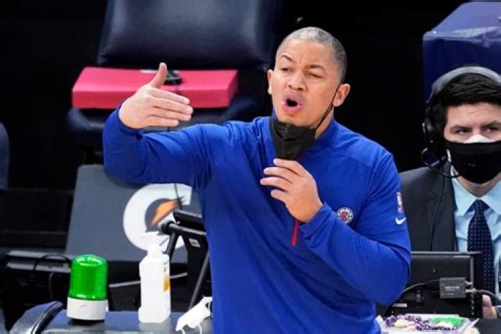 Tyronn Lue leads with a spirit of accountability