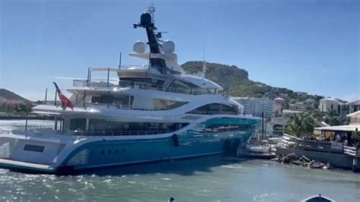 Video Captures Moment $100 Million Yacht Owned By Capri Sun Billionaire Crashes Into Caribbean Yacht Club – Yes. Capri Sun Made Someone A Billionaire.