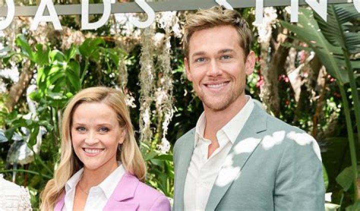 Watch Taylor John Smith Reveal to Reese Witherspoon That He Played Her 'Cruel Intentions' Love Child