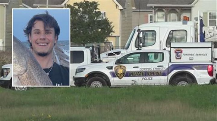 Waukegan police launch death investigation after decomposing body found in apartment on Drew Lane