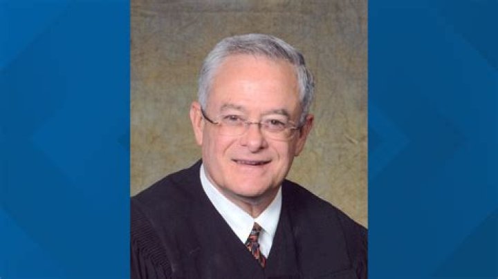 What happened to 23-year-old Kelly Boudreaux? Teenage Boyfriend David Boudreaux is Missing