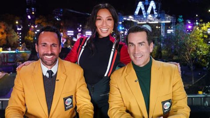 What Is Kasia Kay And Rob Riggle Net Worth Difference 2022? Her Age Explored