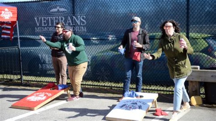 What The Life Of A Professional Cornhole Player Is Really Like
