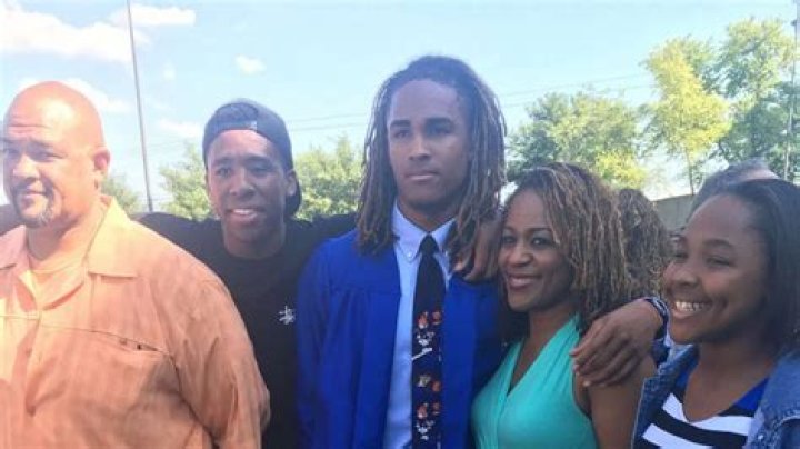 Who Are Jalen Hurts Siblings? Averion Hurts Jr And Kynnedy Hurts
