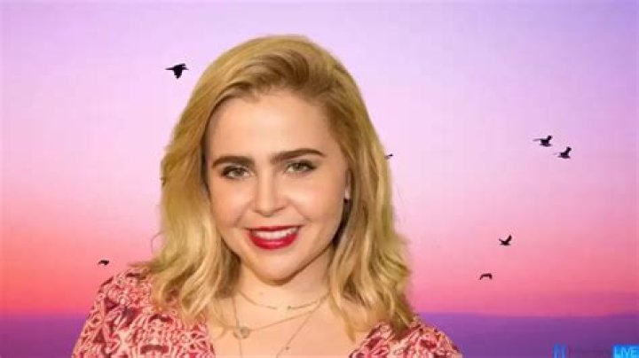 Who Are Mae Whitman Parents? Meet Jeffrey Whitman And Pat Musick - Siblings And Family