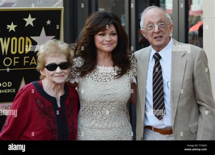 Who Are Valerie Bertinelli Parents Nancy And Andrew? Siblings Explored
