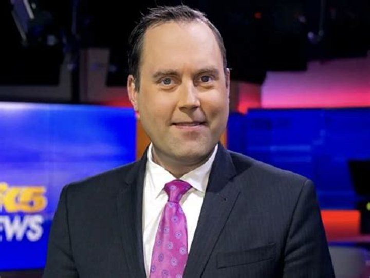 Who Is Chris Daniels From King 5? Sports Anchor On The World Cup Selection