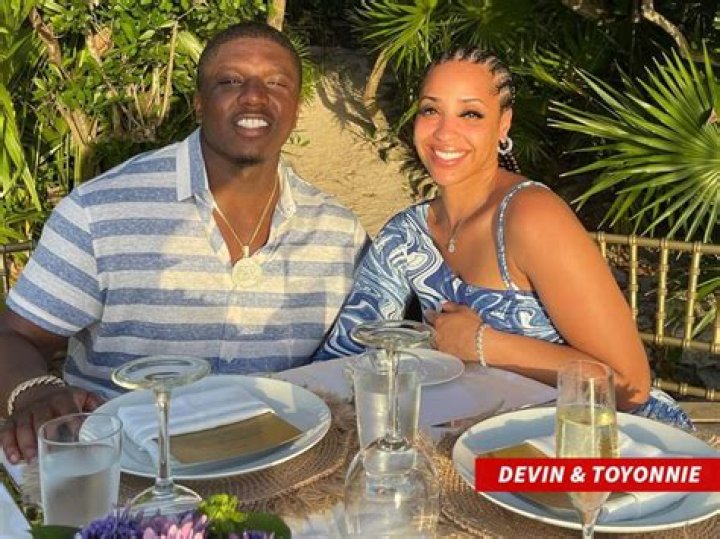 Who Is Devin Singletary's Girlfriend Toyonnie Smith? Relationship Timeline