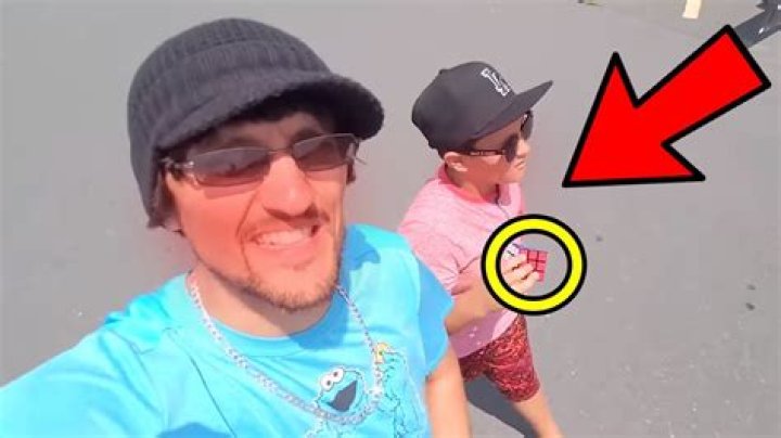 Who Is Fgteev Duddy Colorblind? When Was Vincent Carter Born? His Real Name