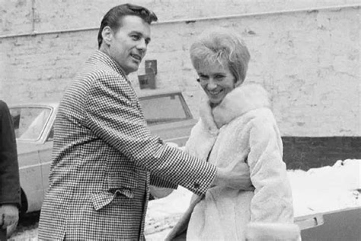 Who Is Len Dawson Ex Wife Jacqueline Puzder? Married Life Details Of Football Quarterback