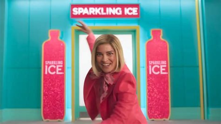 Why The Willy Wonka-Like Woman In The Sparkling Ice Commercial Looks So Familiar