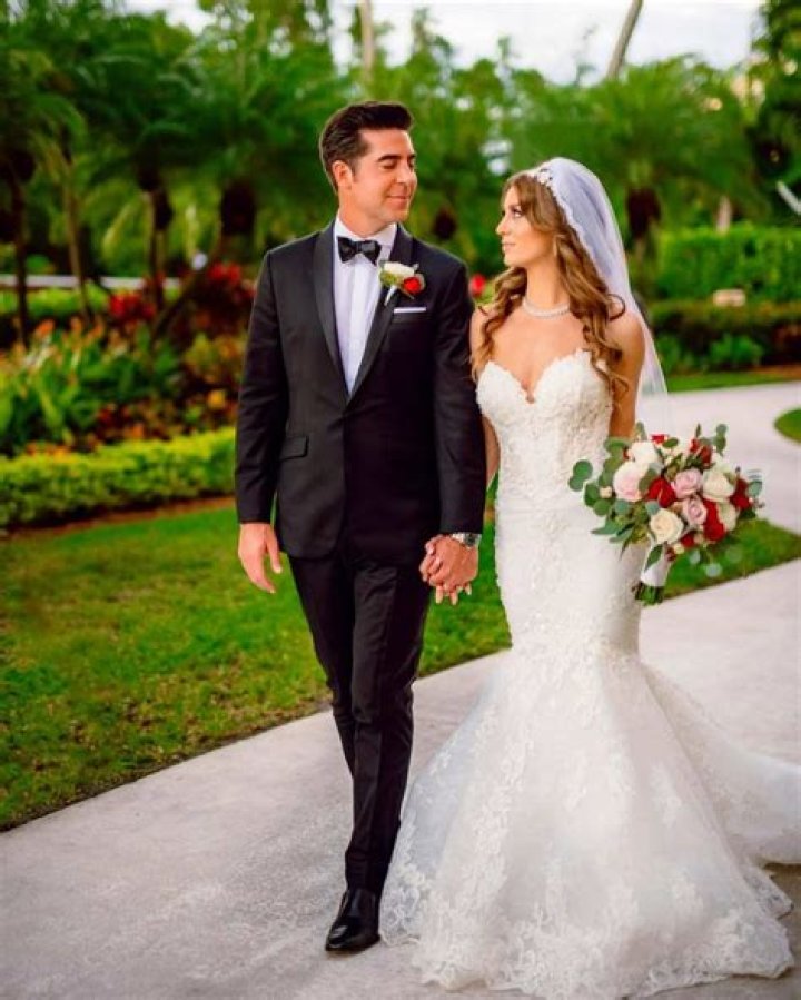 Wife Noelle Watters, Salary, Family, Net Worth, Wedding