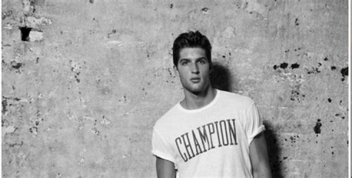 Zane Schoeffling Bio, Age, Height, Wife, Family, Net Worth